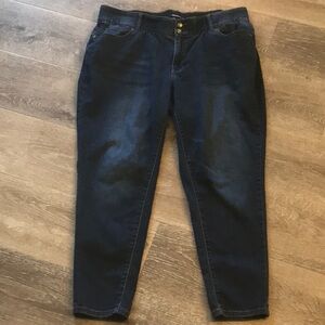 Denim 24/7 Elastic waist skinny jeans 20W